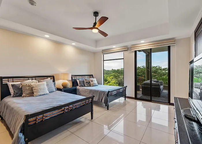 Golf Course Villa, Club & 11 Restaurants Holiday home
